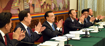 李克強(qiáng)主持召開國務(wù)院常務(wù)會議 確定加強(qiáng)財政民生支出保障的措施